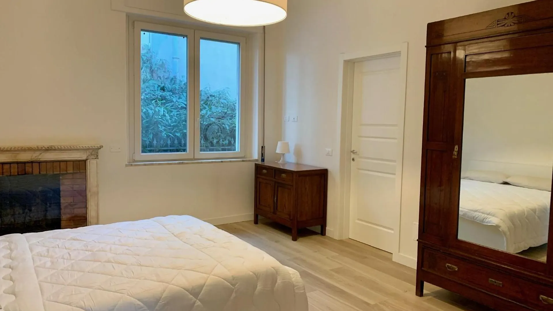 Amalia Villa & Apartments Lucca Italy